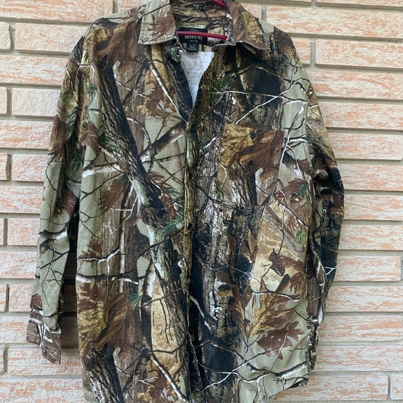 Realtree Other - Realtree camo men’s shirt